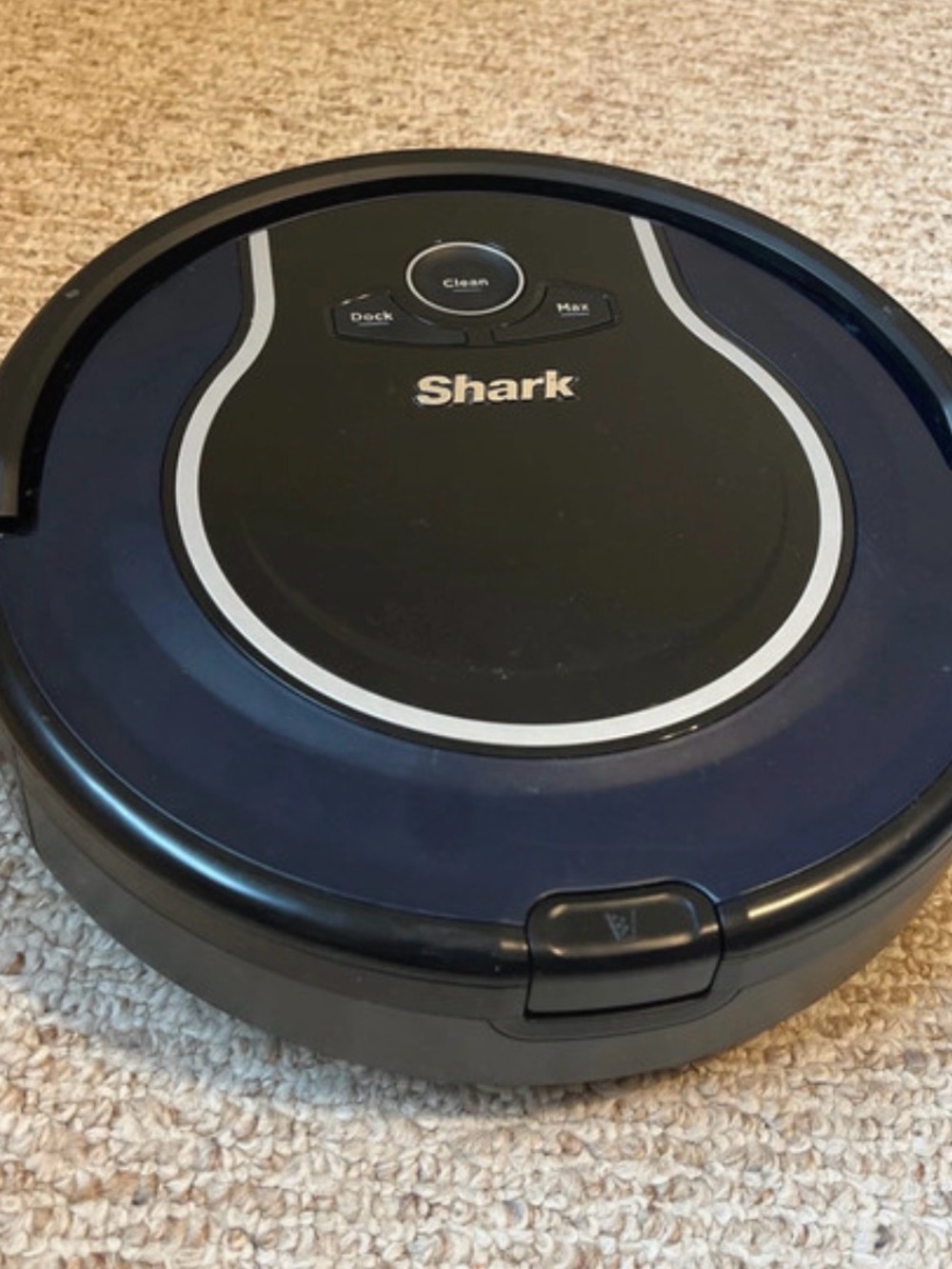 Shark Robot Vacuum Cleaner - Black & Navy